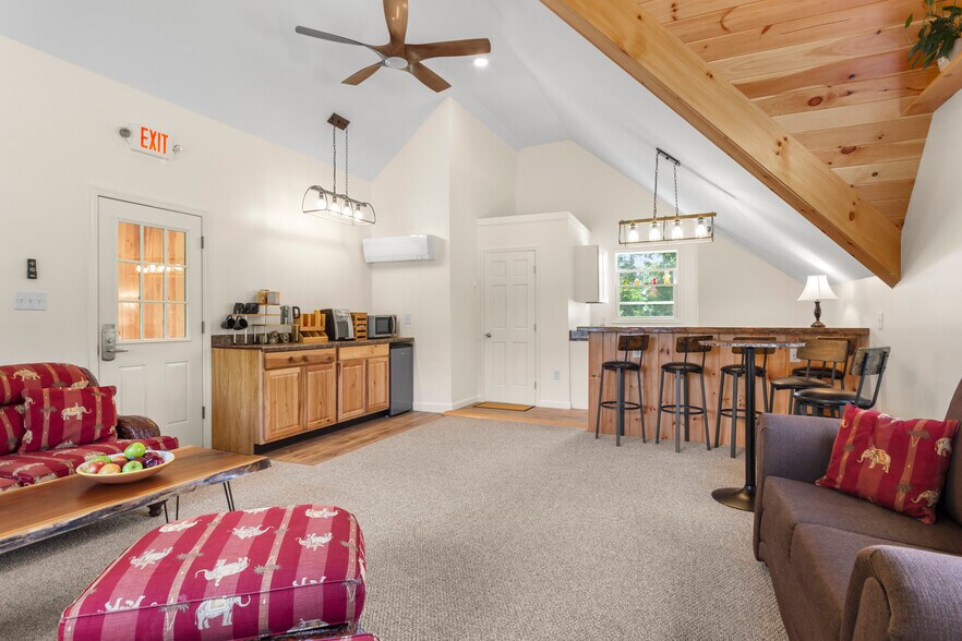 More Photos Of 3093 US Highway 9, Valatie Apartments For Sale