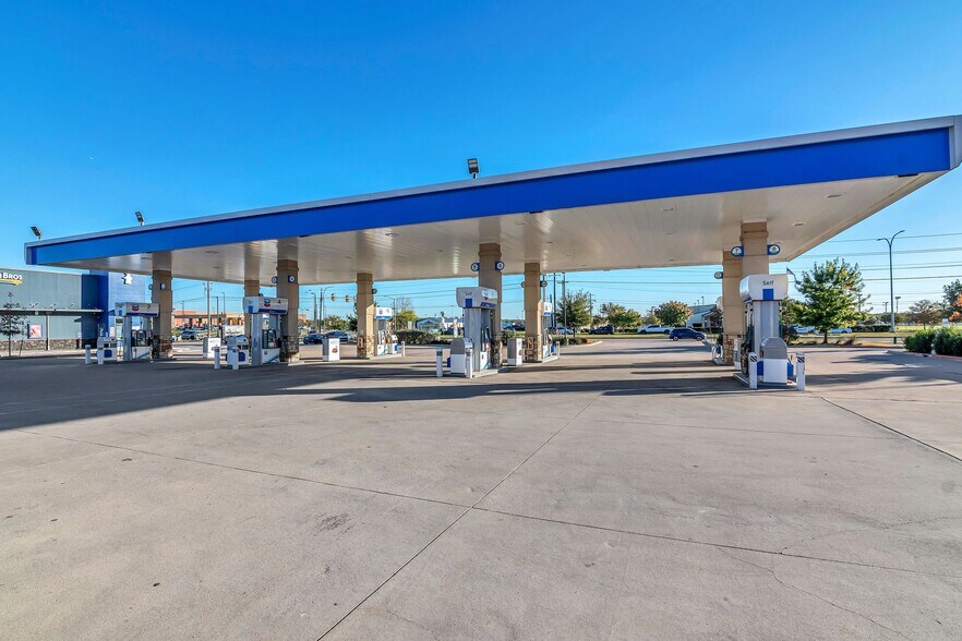 More Photos Of 5745 Golden Triangle Blvd, Fort Worth General Retail For Sale