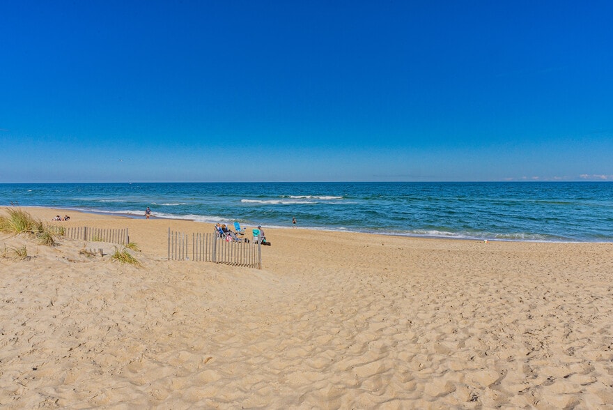 More Photos Of 6715 S Croatan Hwy, Nags Head Hotel For Sale