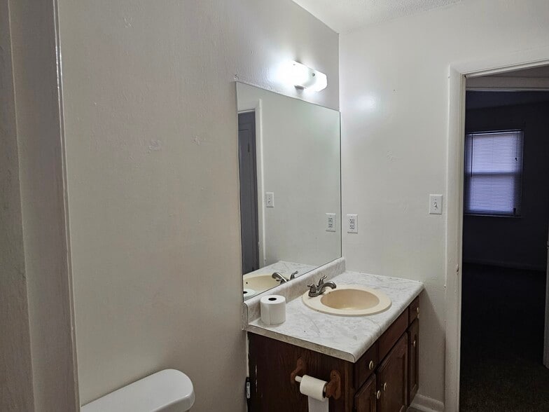 More Photos Of 226 Cedar Lake Rd SW, Decatur Multifamily For Sale