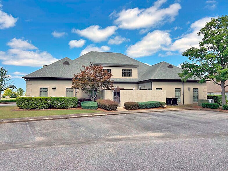 More Photos Of 3158 Parliament Cir, Montgomery Office For Sale