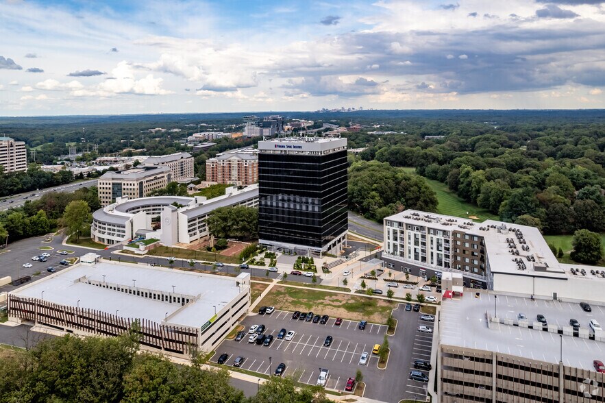More Photos Of 11800 Sunrise Valley Dr, Reston Office For Lease