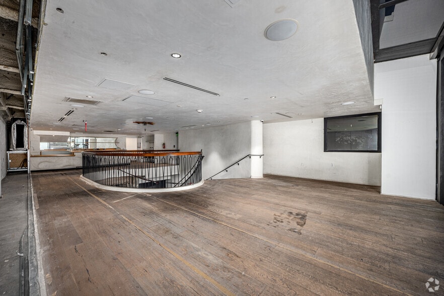 More Photos Of 655 S Hope St, Los Angeles Apartments For Lease