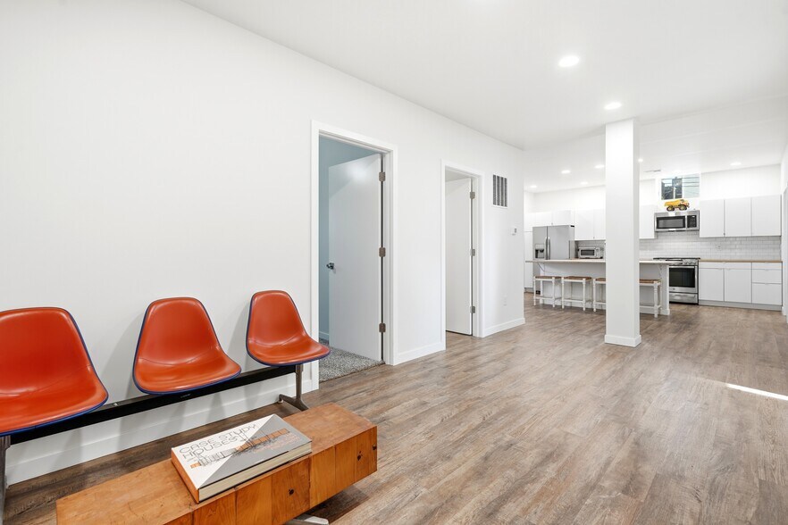 More Photos Of 111 W Hazel St, Albion Light Manufacturing For Sale