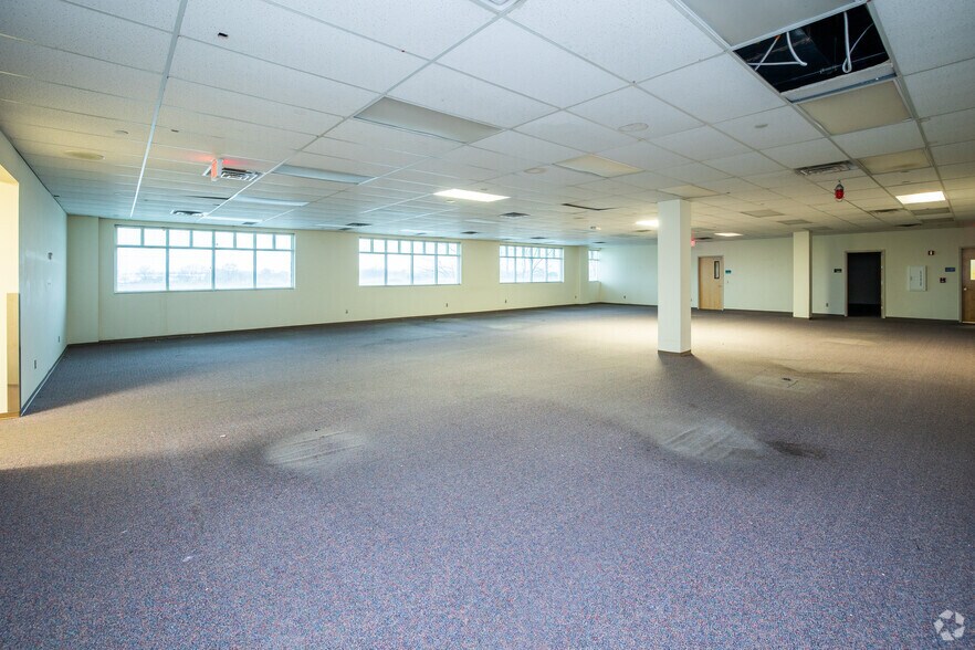 More Photos Of 3000 Kenskill Ave, Washington Court House Industrial For Lease