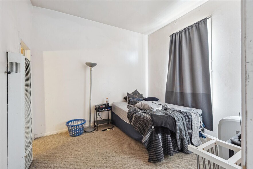 More Photos Of 7427 W Grandview Ave, Arvada Storefront For Sale