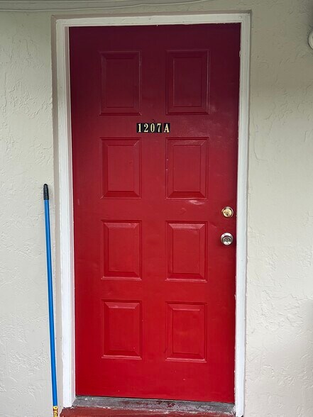 More Photos Of 1207 NE 1st Ave, Homestead Multifamily For Sale