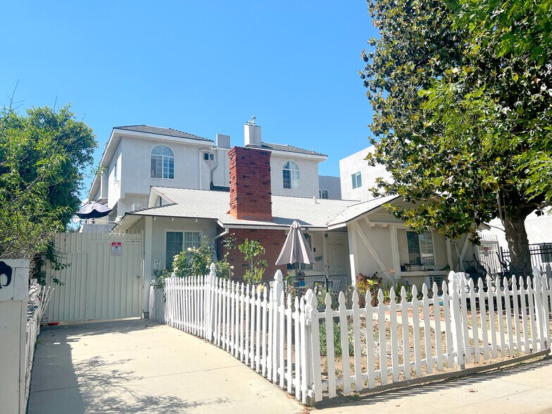 Primary Photo Of 6501 Woodley Ave, Lake Balboa Apartments For Sale