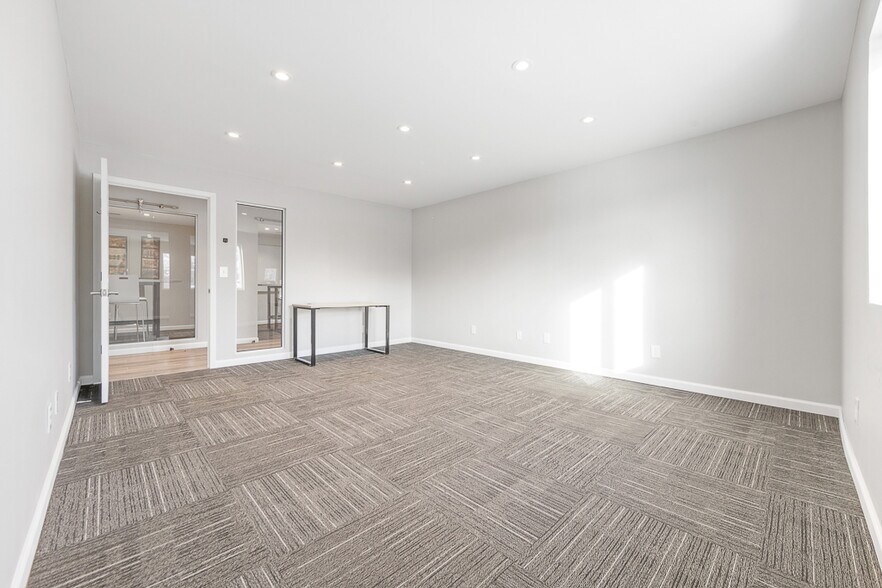 More Photos Of 544 Pearl Rd, Brunswick Freestanding For Sale
