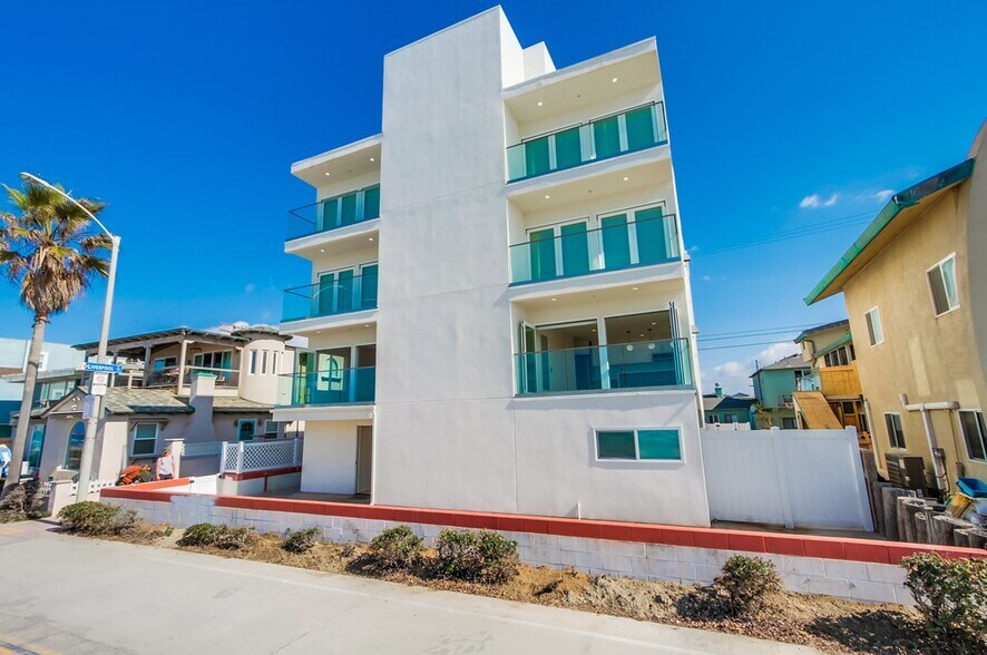 More Photos Of 3449 Ocean Front Walk, San Diego Apartments For Sale