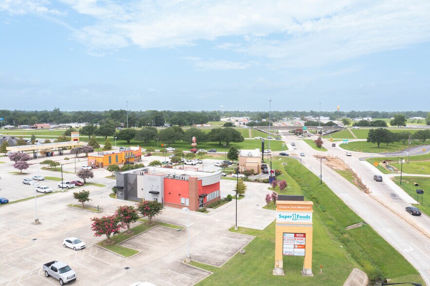 More Photos Of 110 Hector Connoly Rd, Carencro Fast Food For Sale
