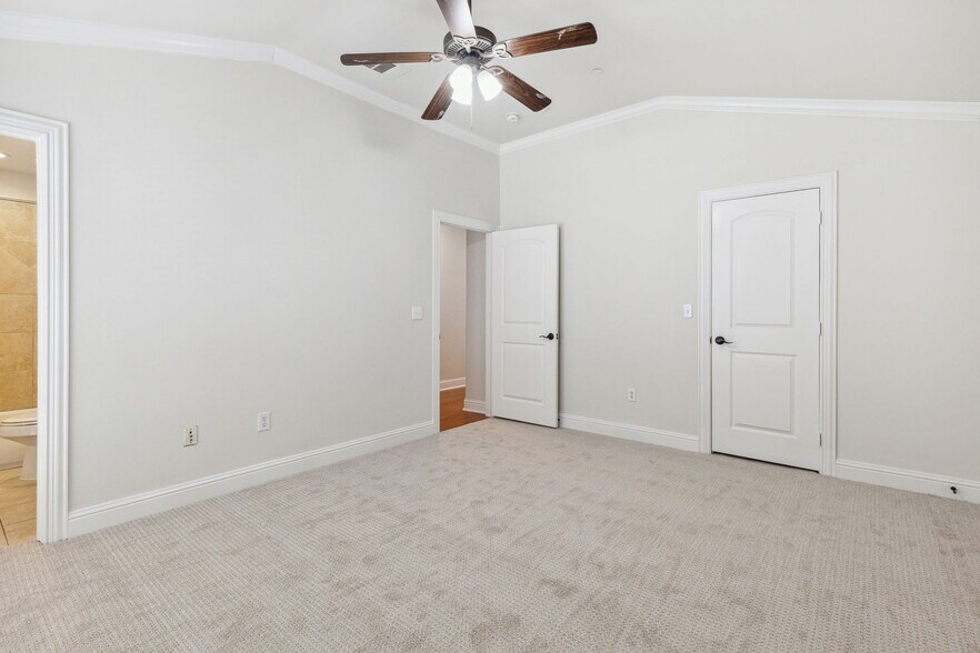 More Photos Of 4210 Prescott Ave, Dallas Apartments For Sale