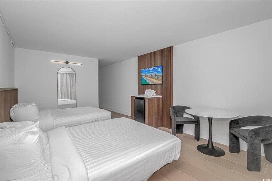 More Photos Of 2209 S Ocean Blvd, Myrtle Beach Hotel For Sale