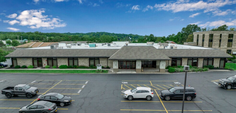 More Photos Of 250 Cross Keys Office Park, Fairport Unknown For Lease