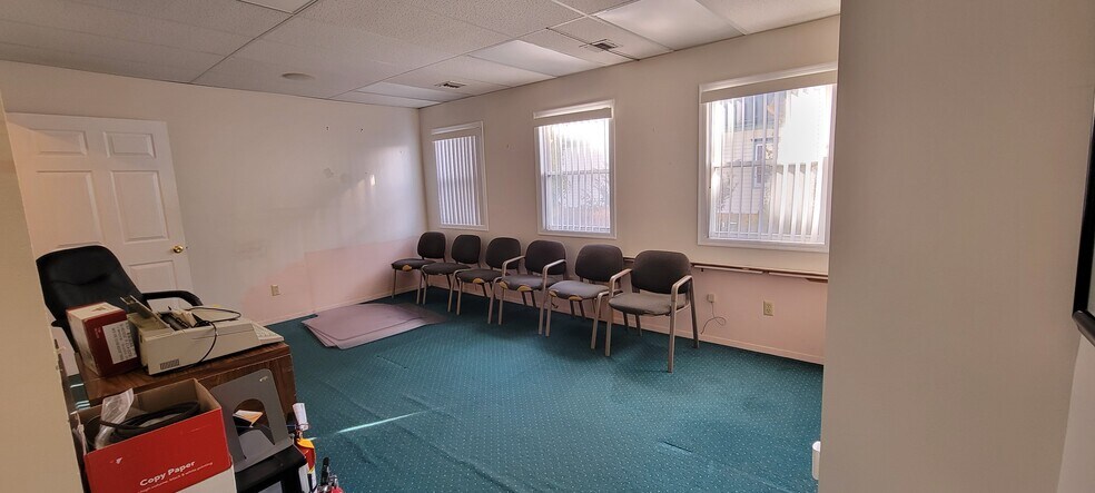 More Photos Of 147 N Ocean Ave, Patchogue Office For Sale