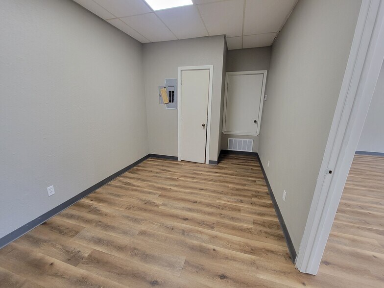 More Photos Of 3601 N Stateline Ave, Texarkana General Retail For Lease