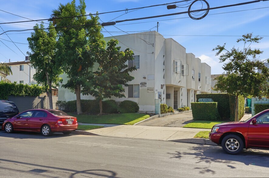 Primary Photo Of 6846 Gentry Ave, North Hollywood Apartments For Sale