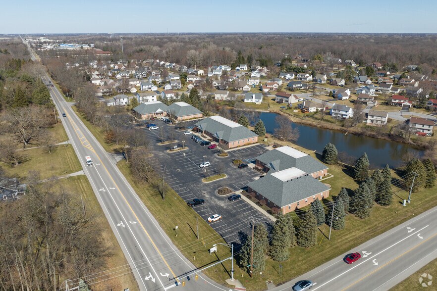 More Photos Of 2232-2244 Centennial Rd, Toledo Office For Lease