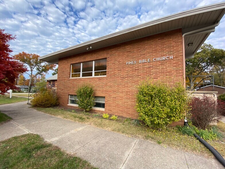 More Photos Of 4274 W Dunes Hwy, Michigan City Specialty For Sale