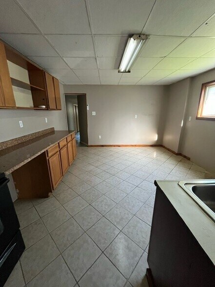 More Photos Of 48 S Kennedy Dr, Mcadoo Apartments For Sale