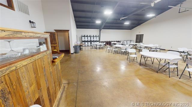 More Photos Of 207 Commerce Dr, Wewoka Restaurant For Sale