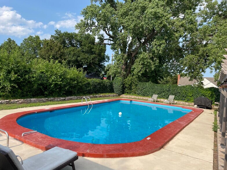 More Photos Of 900 N Burford Ave, Watonga Specialty For Sale