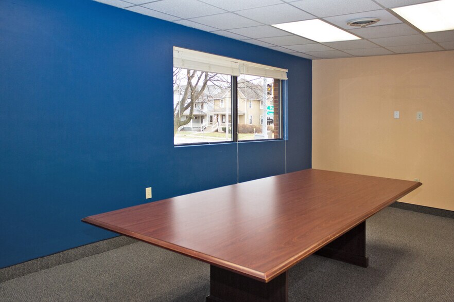 More Photos Of 530 W Ionia St, Lansing Office For Lease