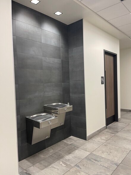 More Photos Of 2929 W Navigator Dr, Meridian Office For Lease