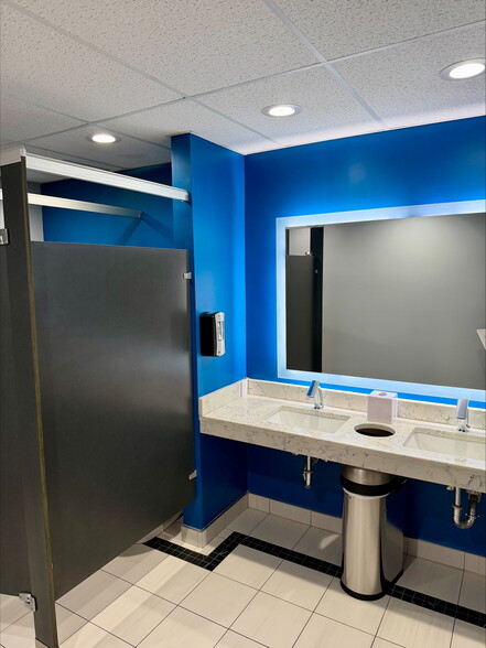 More Photos Of 67 Prospect Ave, West Hartford Medical For Sale