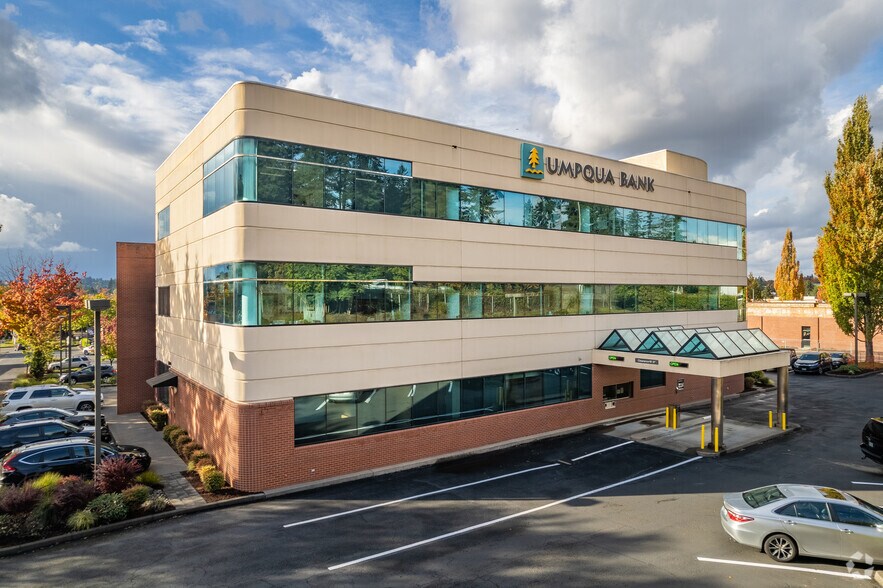 More Photos Of 6610 SW Cardinal Ln, Portland Unknown For Sale