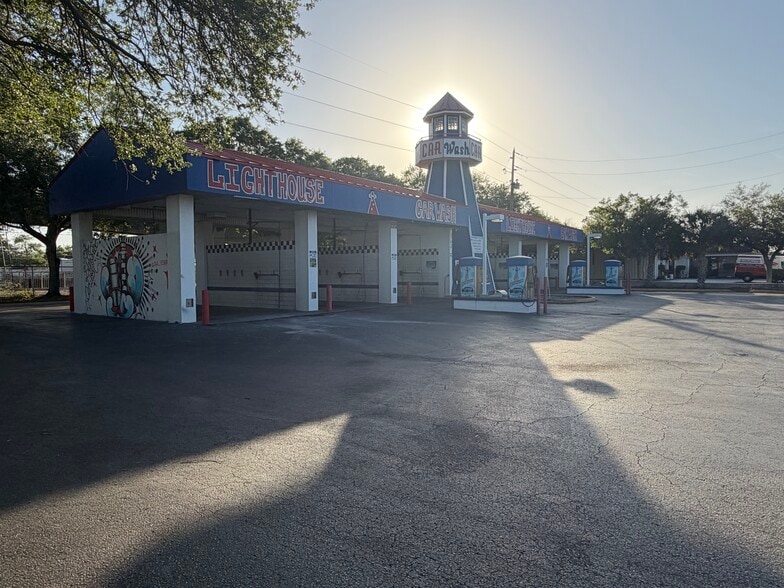 More Photos Of 3703 Tyrone Blvd N, Saint Petersburg Auto Repair For Sale