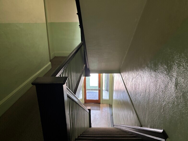 More Photos Of 222 S 15th St, Allentown Apartments For Sale