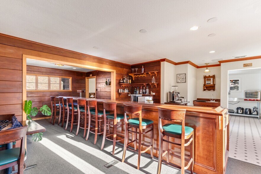 More Photos Of 8455 W US Highway 24, Cascade Freestanding For Sale