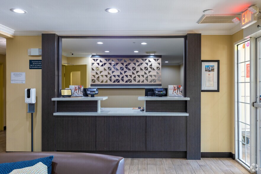 More Photos Of 808 61st St, Galveston Hotel For Sale