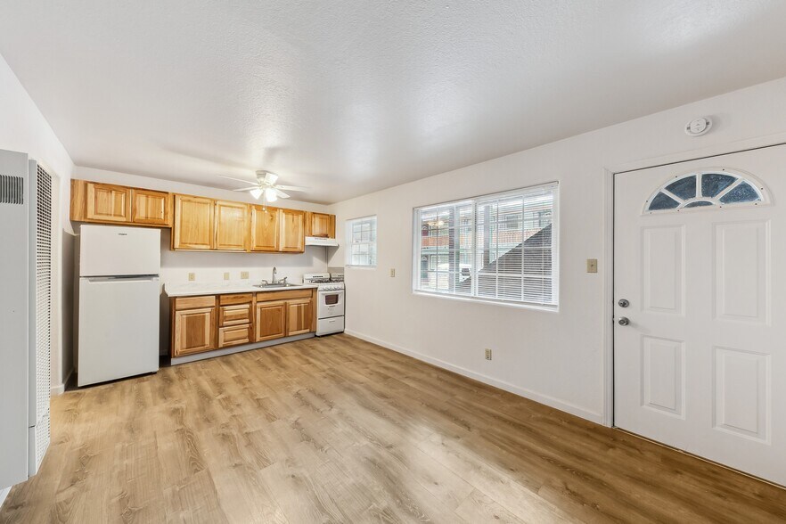 More Photos Of 3893 Pioneer Trail, South Lake Tahoe Apartments For Sale