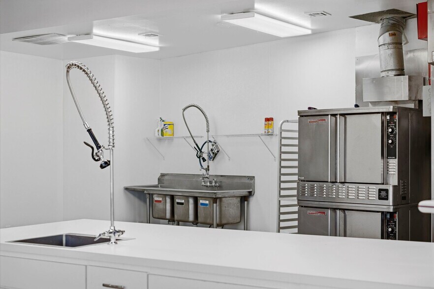 More Photos Of 9903 FM 2759 Rd, Richmond Specialty For Sale