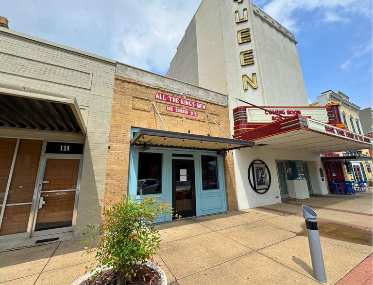 Primary Photo Of 112 S Main St, Bryan Restaurant For Lease