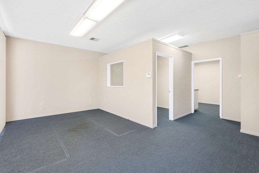 More Photos Of 77-89 Jackson St, Hayward Office For Lease