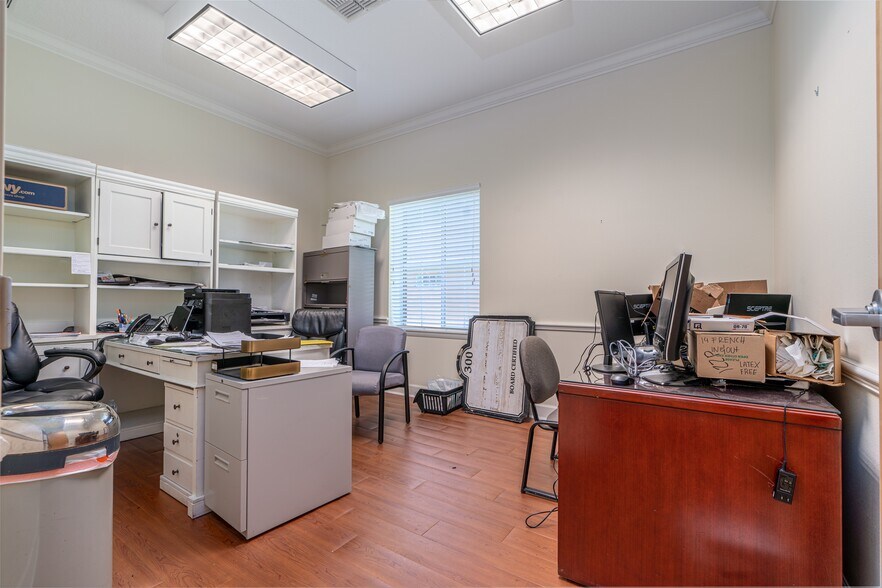 More Photos Of 1630 SE 18th St, Ocala Medical For Lease