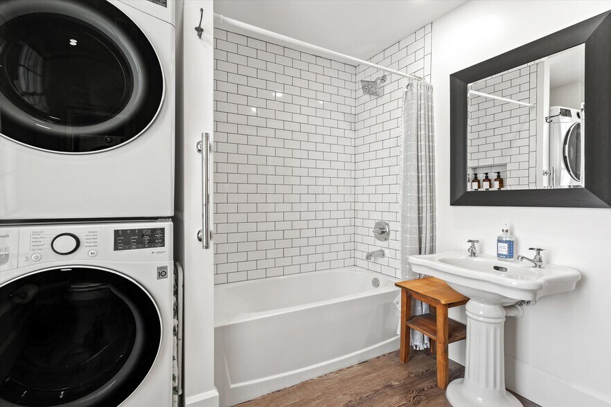 More Photos Of 16 Locust St, Saint Augustine Specialty For Sale