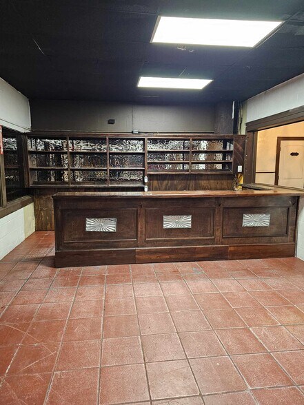 More Photos Of 5434 Lawndale Street, Houston General Retail For Sale