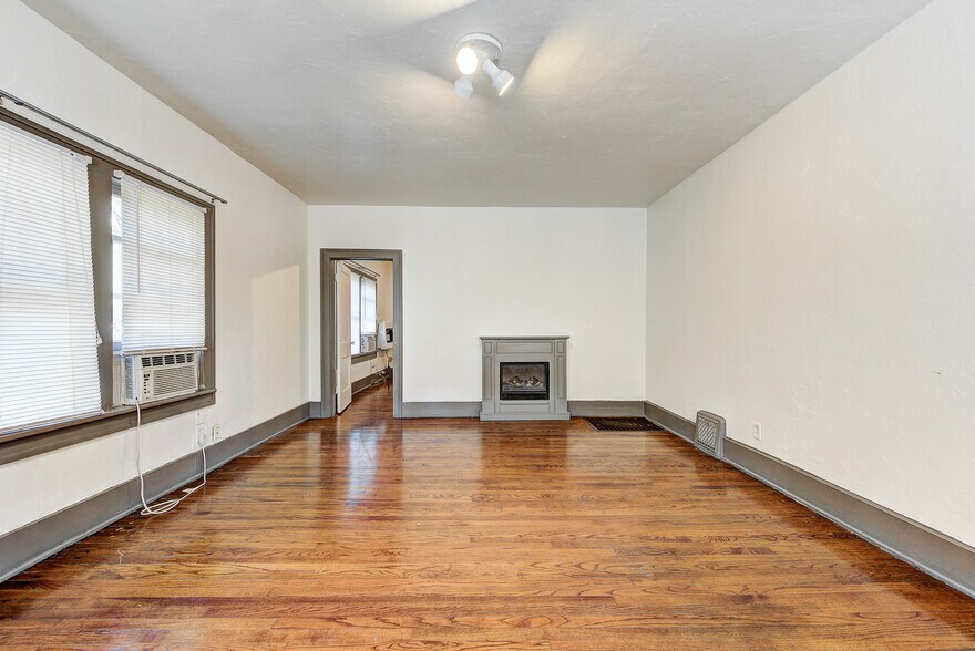 More Photos Of 408 Chautauqua Ave, Norman Multifamily For Sale