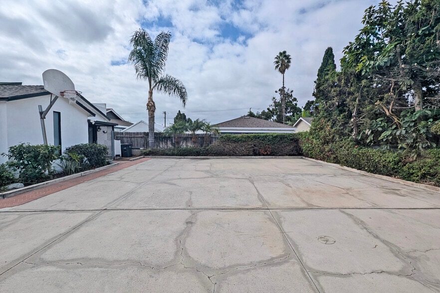 More Photos Of 13691 Red Hill Ave, Tustin Medical For Sale