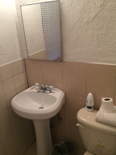 More Photos Of 615-713 NE 3rd St, Hallandale Beach Apartments For Sale