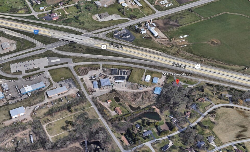 More Photos Of 5111 Green Valley Rd, Oshkosh Office For Lease