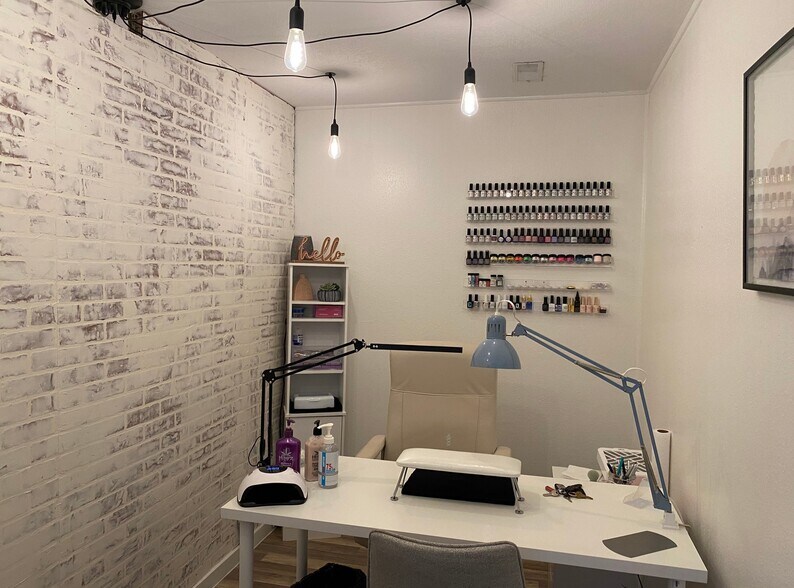 More Photos Of 252 W Main St, Delta General Retail For Sale