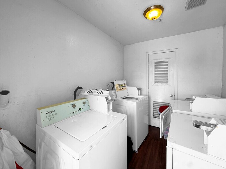 More Photos Of 204 Sunset Blvd, Hayward Apartments For Sale