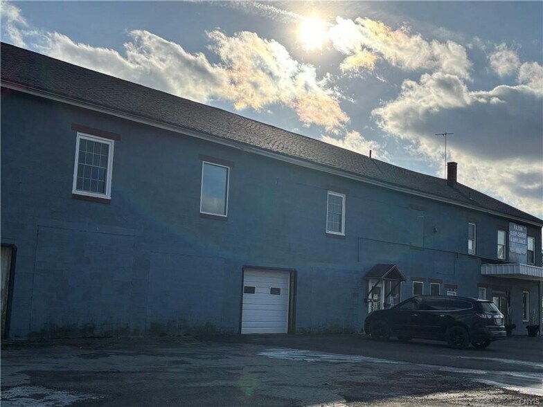 More Photos Of 15 W 1st St S, Fulton Freestanding For Sale