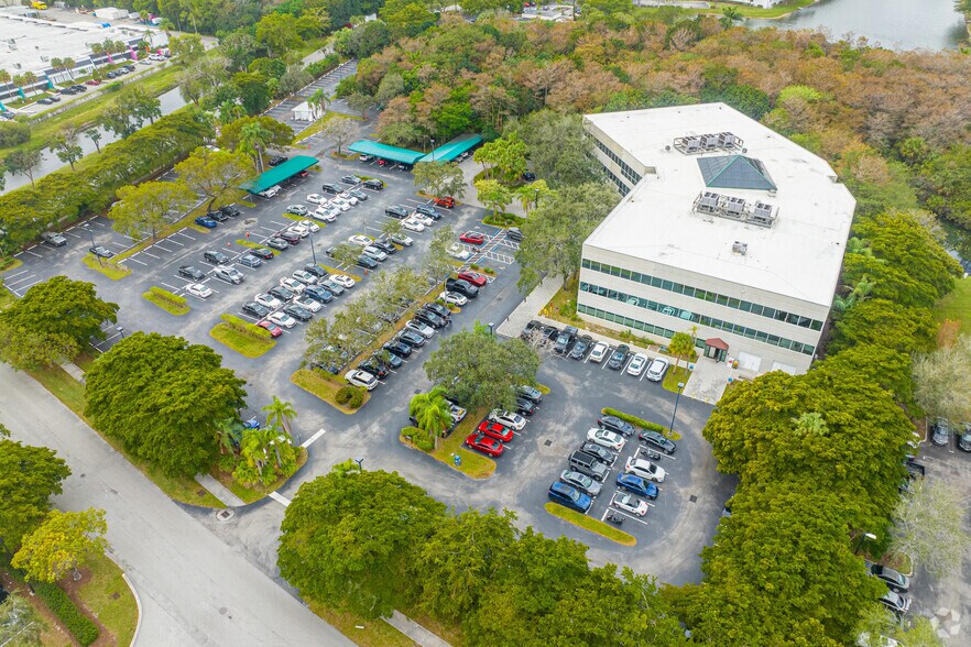 More Photos Of 1100 Park Central Blvd S, Pompano Beach Office For Lease
