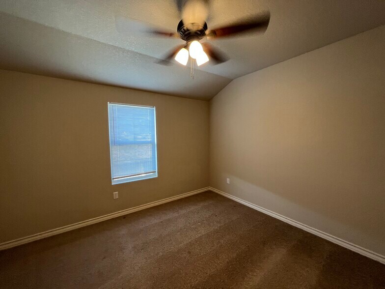 More Photos Of 6414 Luglio Ln, San Antonio Apartments For Sale